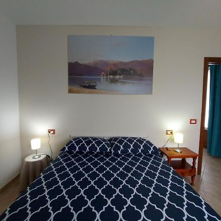 La Casa Delle Camelie Stresa Exterior foto